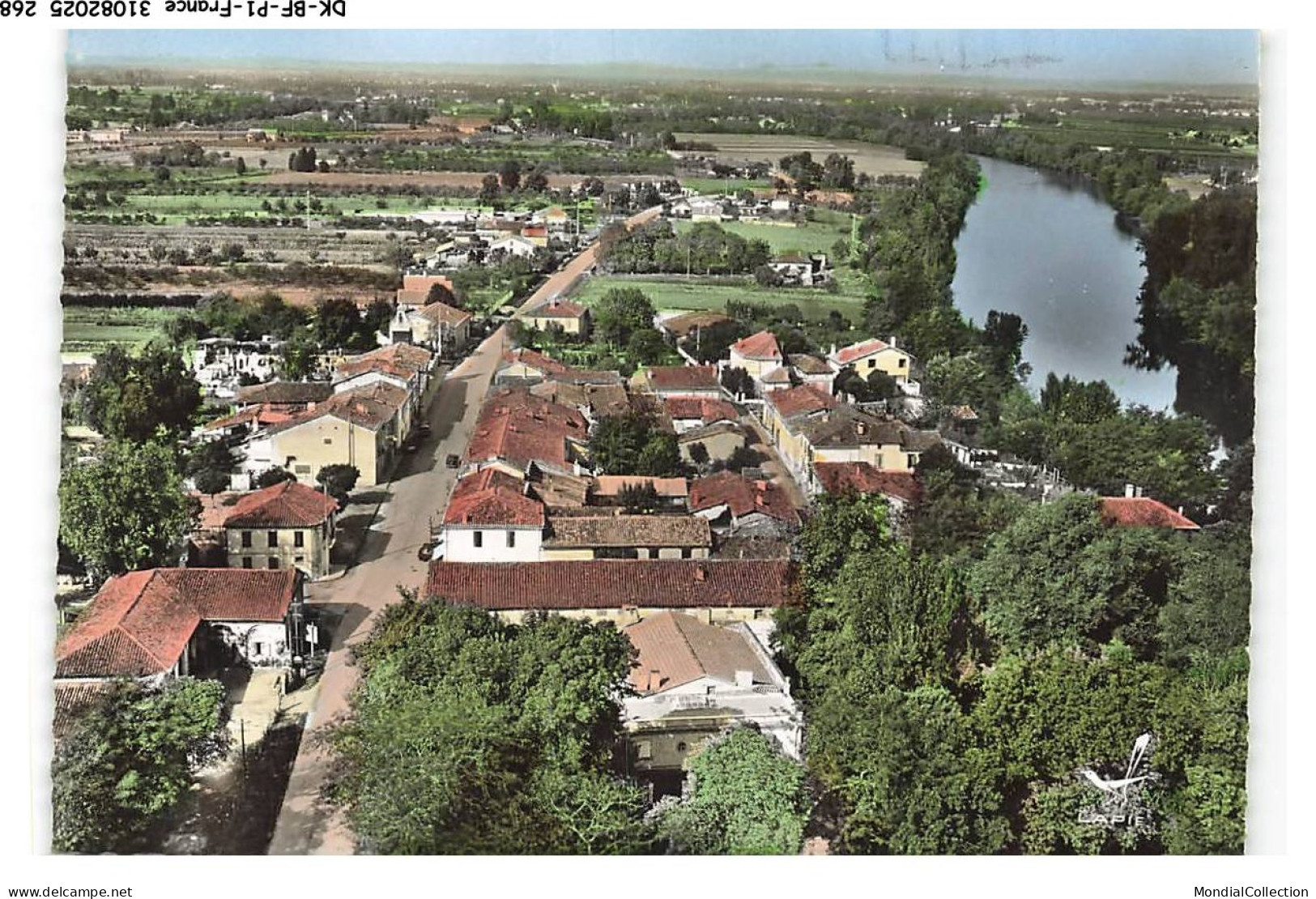 DK-BFP1-0135-82 - BRESSOLS - En avion au-dessus - Vue générale - Route de montauban