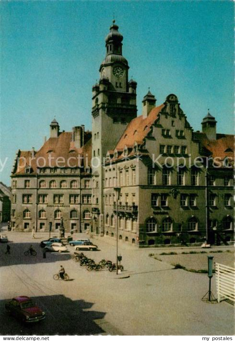 Doebeln Roter Platz mit Rathaus