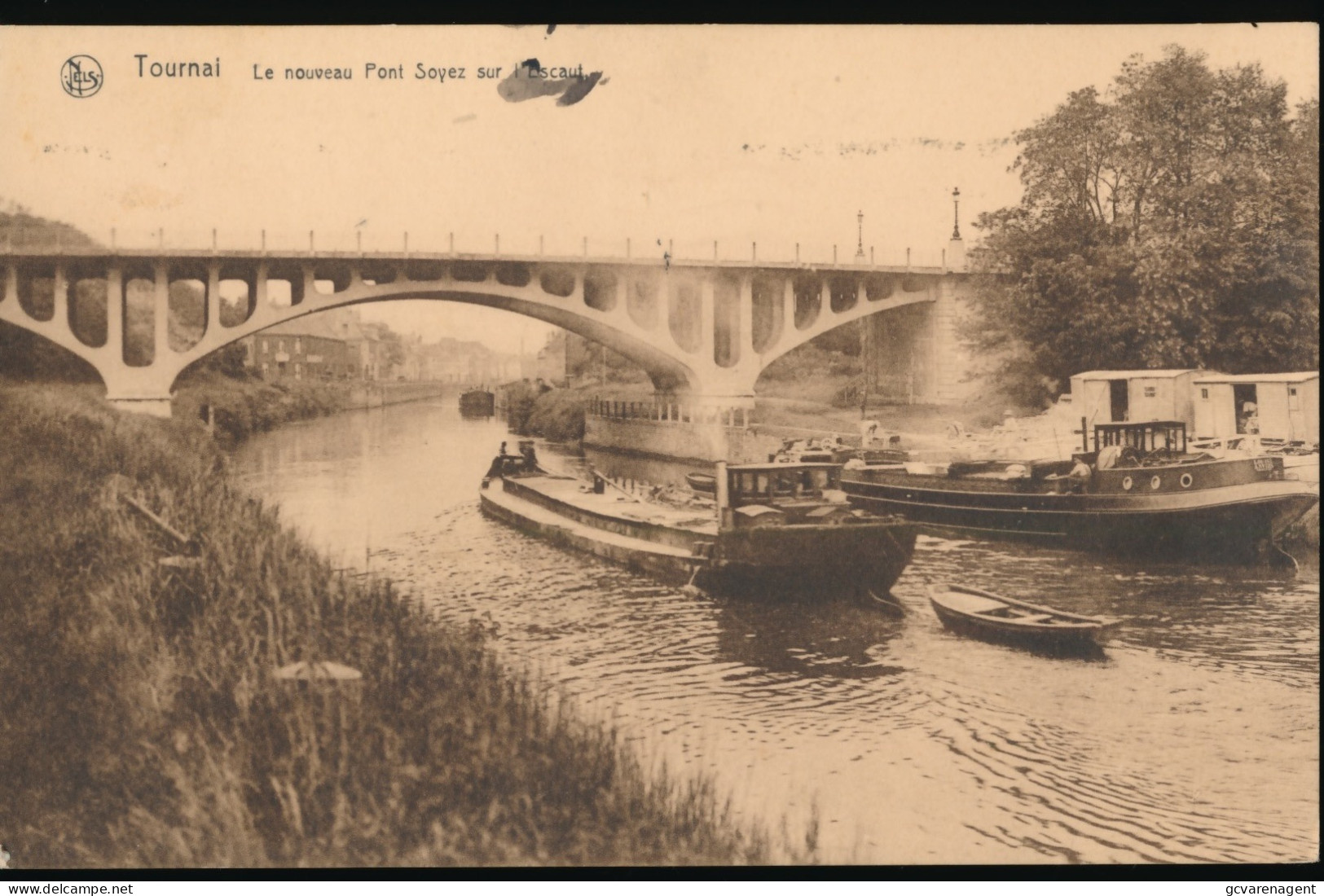 DOORNIK  LE NOUVEAU PONT SOYEZ SUR L'ESCAUT.            BINNENSCHIP PENICHE