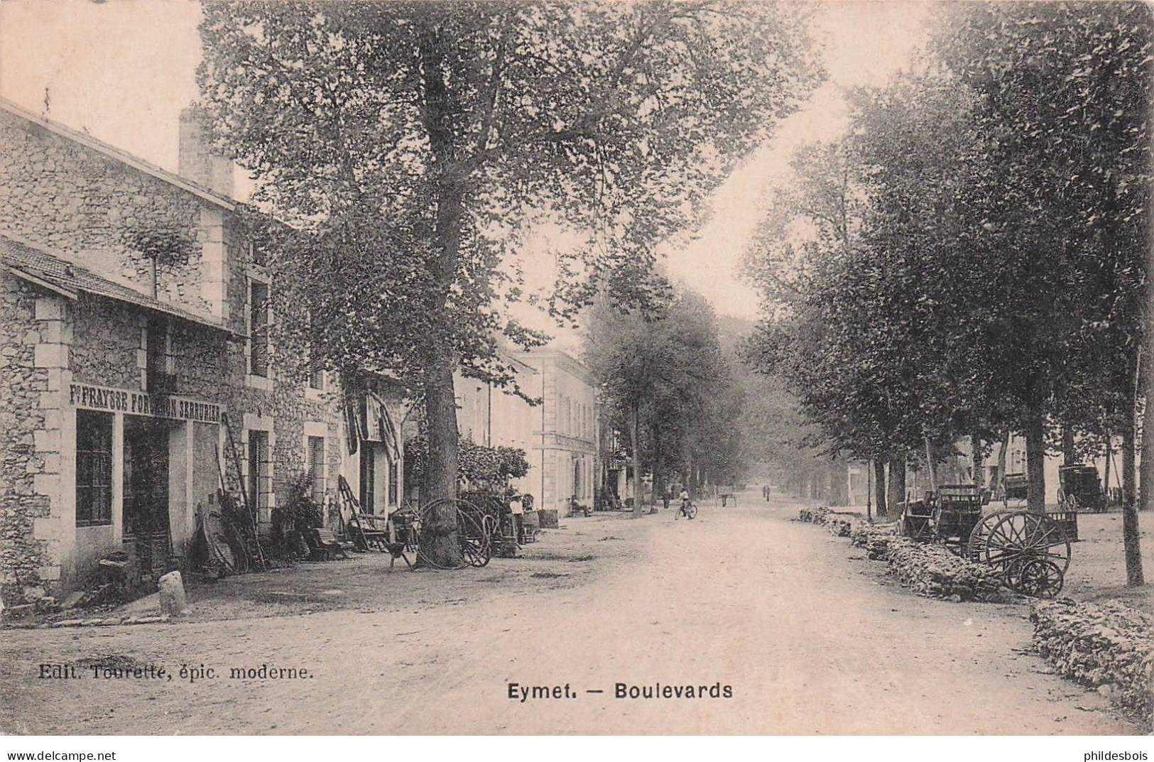 DORDOGNE  EYMET  Boulevard