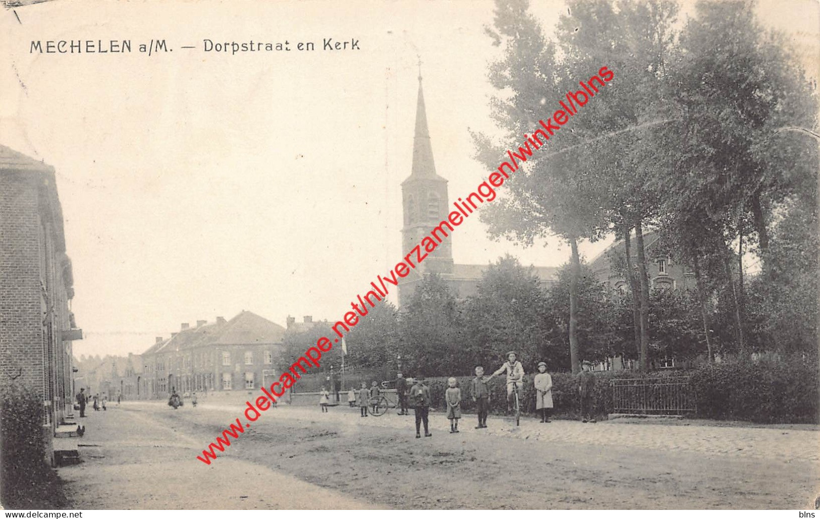Dorpstraat en Kerk - Maasmechelen