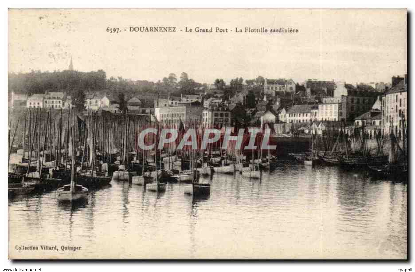 Douarnenez - Le Grand Port - la Flottille - sardiniere CPA