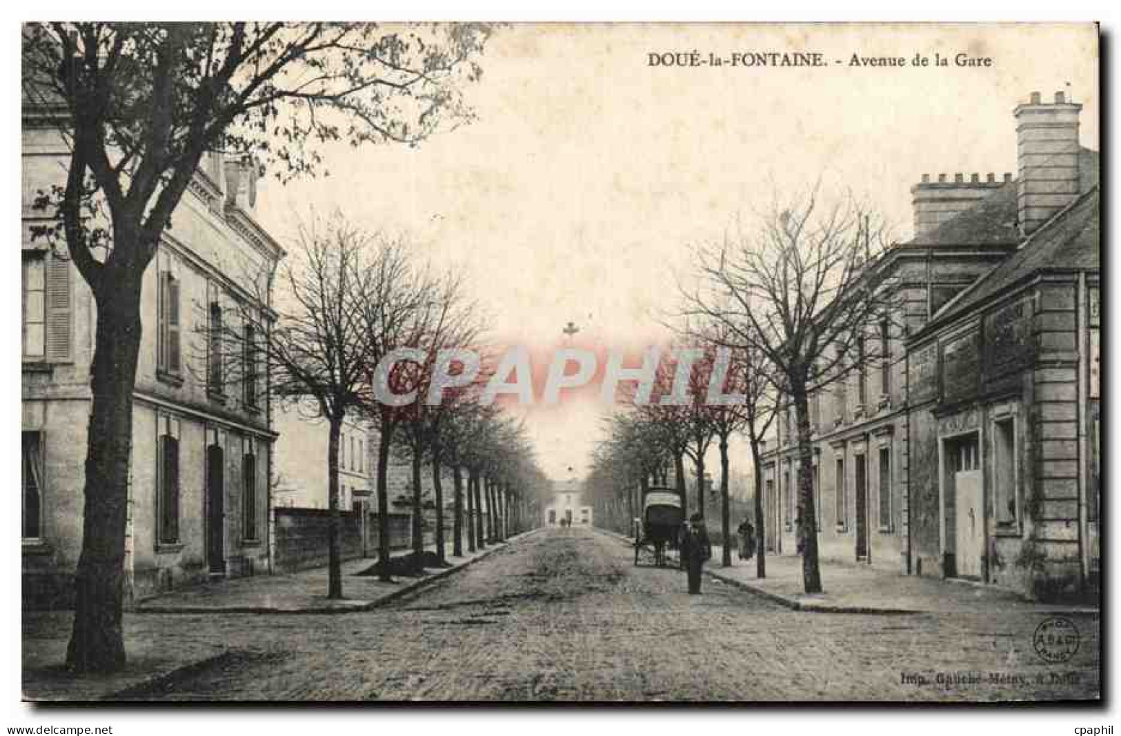 Doue la Fontaine CPA Avenue de la gare