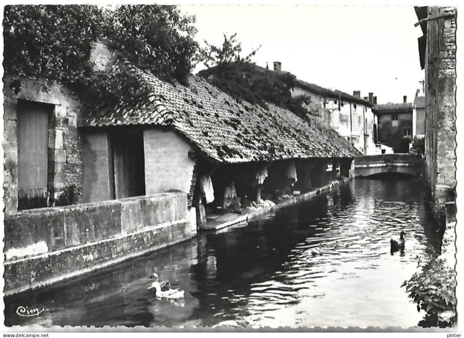 DOULAINCOURT - Le Canal
