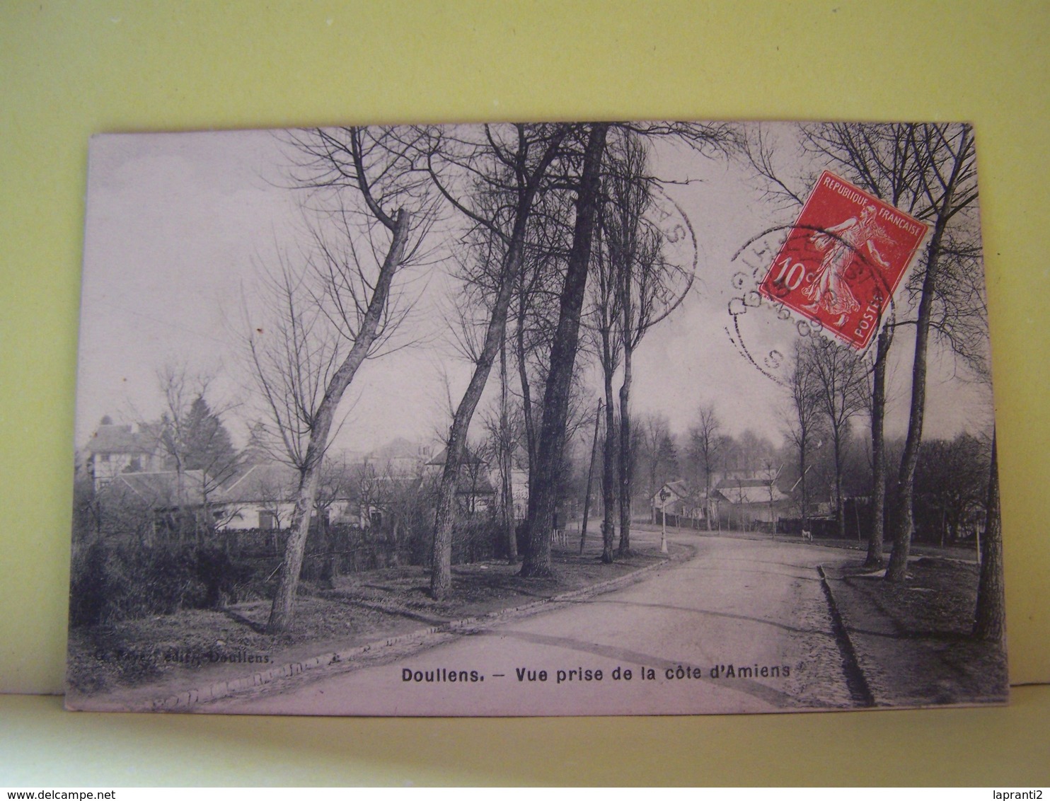 DOULLENS (SOMME) LES ARBRES. VUE PRISE DE LA COTE D'AMIENS.