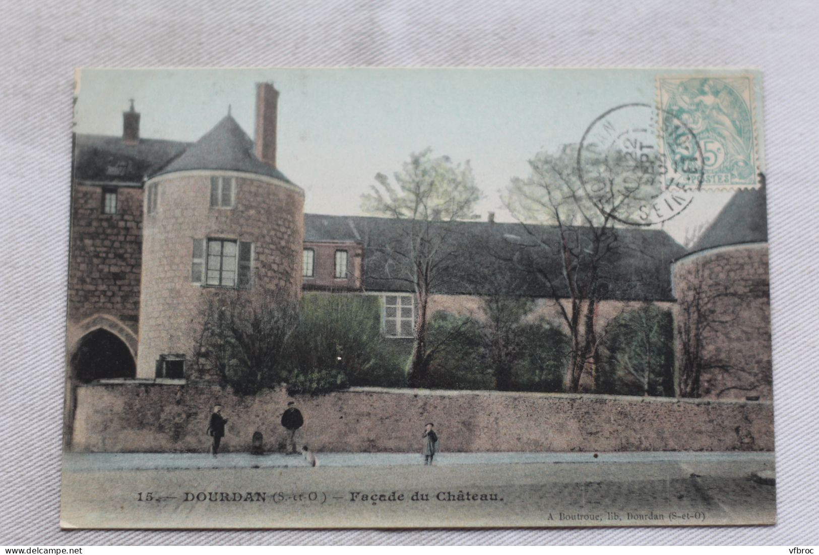 Dourdan, façade du château, Essonne 91