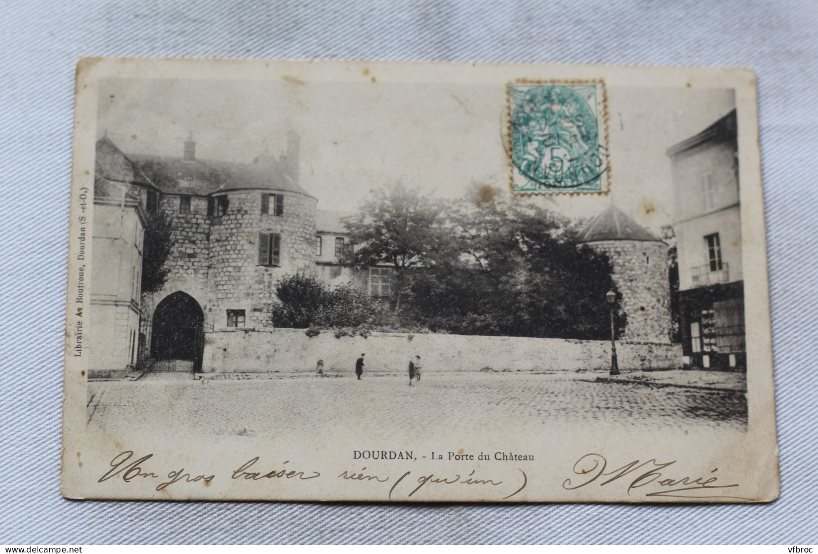 Dourdan, la porte du château, Essonne 91