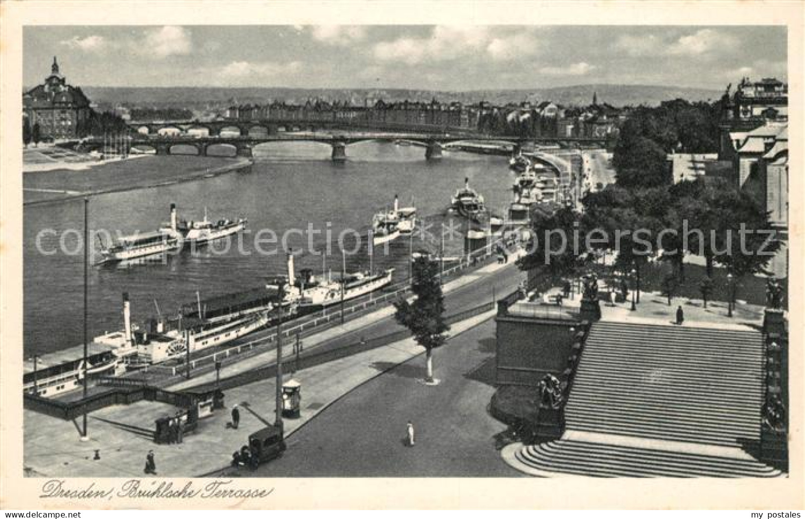 DRESDEN Elbe Bruehlsche Terrassen
