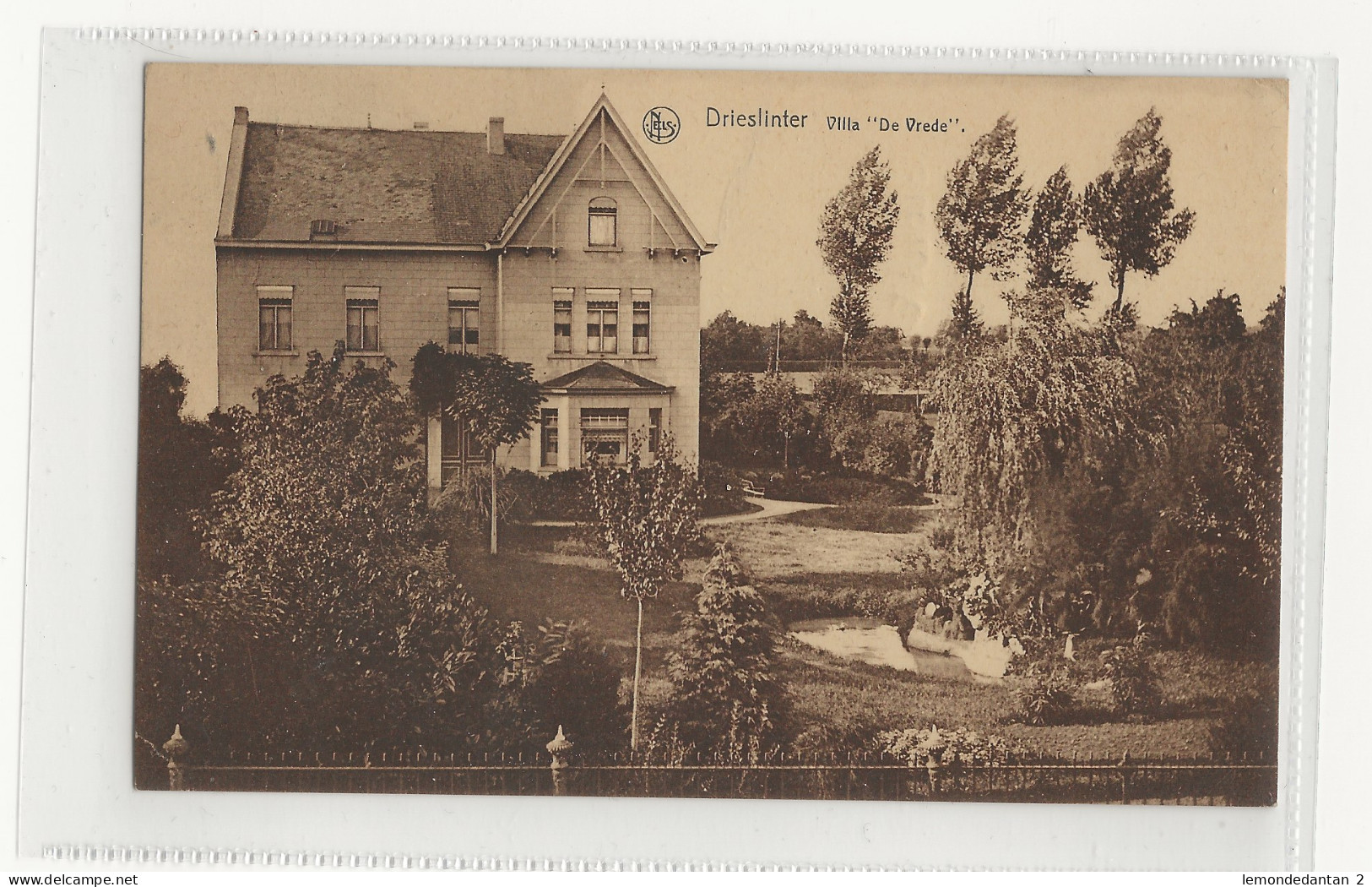 Drieslinter. Villa De Vrede. *