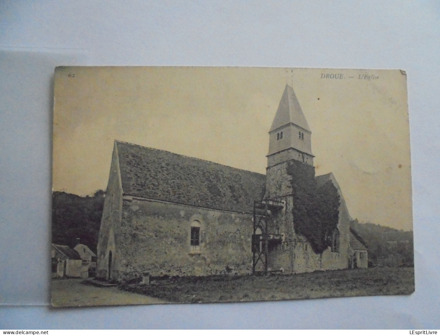 DROUE L'Eglise Carte Postale