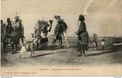 Djibouti - Deplacement d un 'Menage Somalis