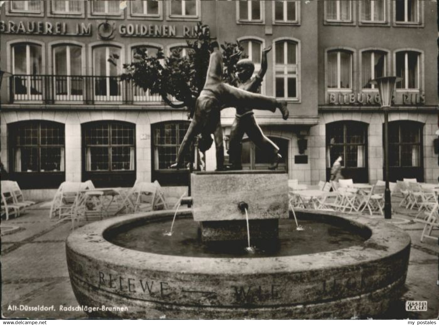 Duesseldorf lt Duesseldorf Radschlaegerbrunnen *