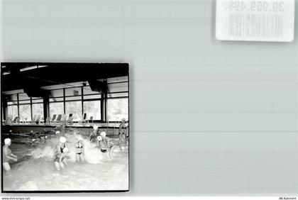 82377 W8122 Penzberg FOTO KEINE AK Schwimmbad Ort handschriftlich Foto O... - 39959498