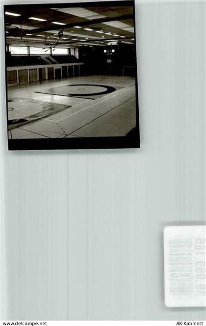 82377 W8122 Penzberg FOTO KEINE AK Turnhalle Ort handschriftlich Foto Or... - 39959185