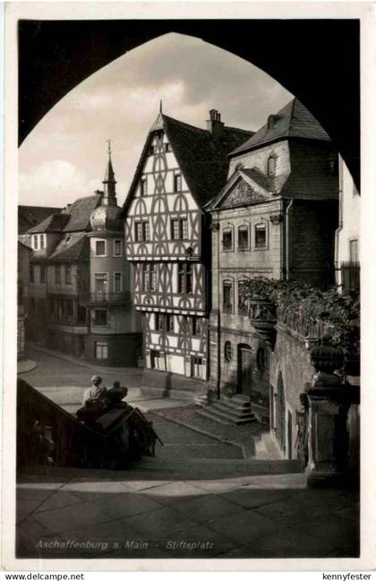 Aschaffenburg, Stiftsplatz