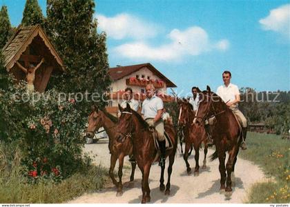 Kronberg Hoeslwang Fremdenheim Gut Kronberg Reitstall Ausritt