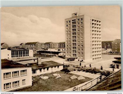 39238722 - Wolfen , Anh