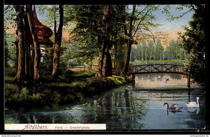 AK Altdöbern, Gondelplatz mit Brücke im Park