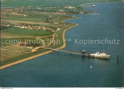 Brunsbuettel Elbefaehre Faehrschiff Schleswig Holstein Fliegeraufnahme