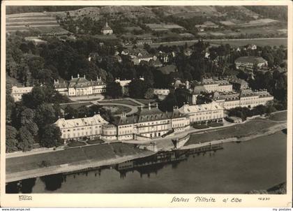 Pillnitz Schloss Pillnitz Elbe Fliegeraufnahme
