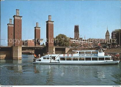 Duisburg Ruhr Groesster Binnenhafen der Welt