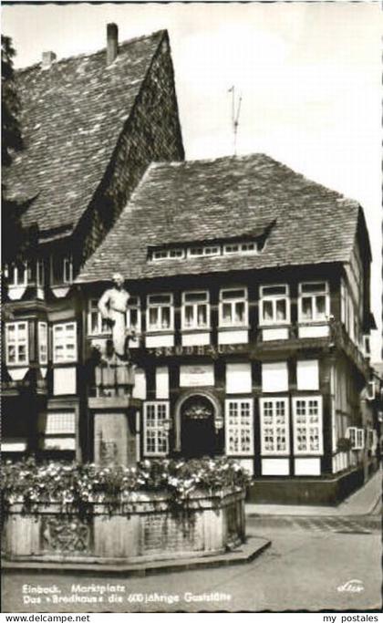 Einbeck Niedersachsen Einbeck Marktplatz Brodhaus ungelaufen ca. 1955