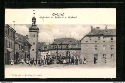 AK Gerbstedt, Marktplatz mit Rathaus und Denkmal