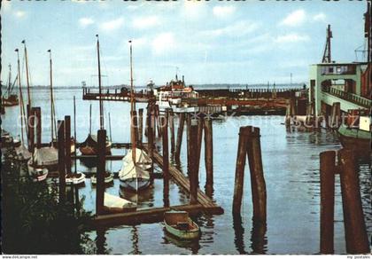 Glueckstadt Hafen Elbfaehre