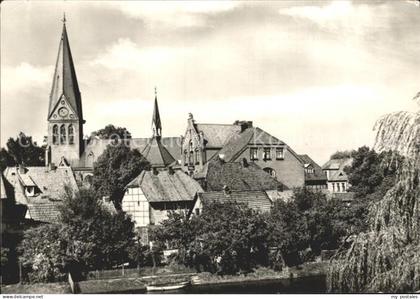 Hagenow Muehlenteich Blick von Wilhelm Pieck Strasse Kirche