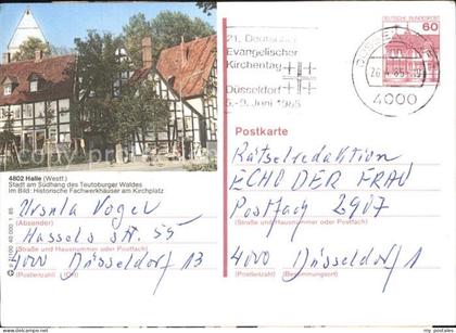 Halle Westfalen Historische Fachwerkhaeuser am Kirchplatz