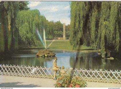 Bad Vilbel, Schwanenteich und Ehrenmal gl1964 #G6350