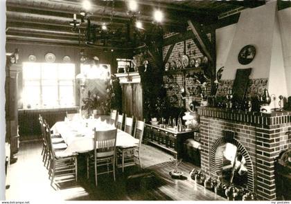 Hohenlockstedt Gasthaus Lohmuehle Gaststube Kamin Ziegelkamin Esstisch Holzbalke