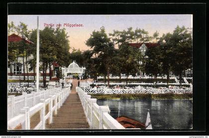 AK Berlin-Köpenick, Gasthaus Prinzengarten am Müggelsee mit Steg