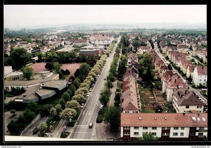 AK Kornwestheim, Strassenpartie mit Möbelhaus