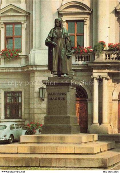 Lauingen Donau Bayern Albertus-Denkmal Albertus-Magnus VW-Kaefer Balkon Blumensc