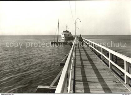 Lubmin Ostseebad Seebruecke Bootsanlegestelle