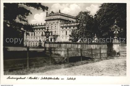 Ludwigslust Schlossbruecke Schloss