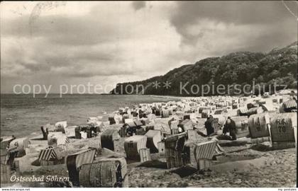 Goehren Ruegen Strandpartie