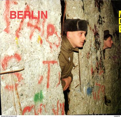 CPM Berlin Die Mauer an der Charlottenstrabe