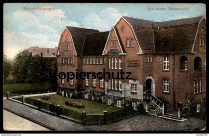 ALTE POSTKARTE NEUMÜNSTER STÄDTISCHE BADEANSTALT Schwimmbad bath Bad Ansichtskarte cpa postcard AK