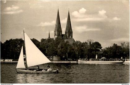 Neuruppin, Am Ruppiner See