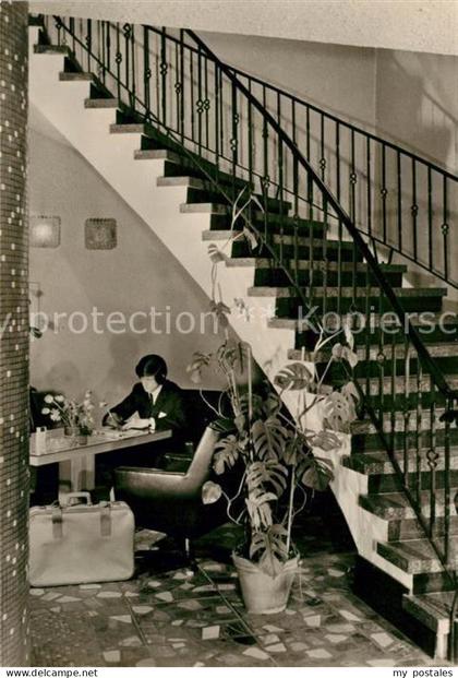 Olbernhau Erzgebirge Hotel Stadt Olbernhau Empfangshalle Treppenaufgang