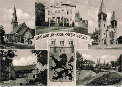 Rheda -Wiedenbrueck Westfalen 600jaehrige Stadt Kirchen Rathaus Schloss Innenhof