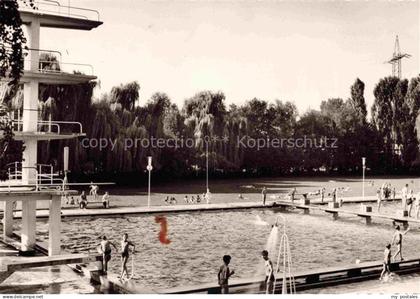 RuessELSHEIM Main Schwimmbad