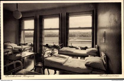 CPA Harzgerode am Harz, Krankenzimmer, Fenster, Betten, Aussicht auf Wasser