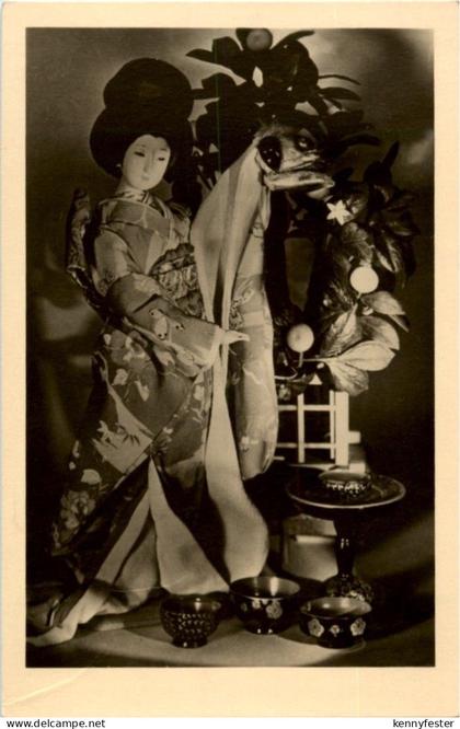 Sonneberg - Spielzeugmuseum - Japanische Puppe