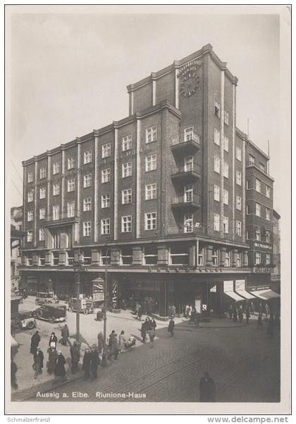 AK Aussig Usti Riunione Haus Adriatica Sicurta Markt Namesti ? bei Schönpriesen Nestomitz Krammel Tetschen Decin