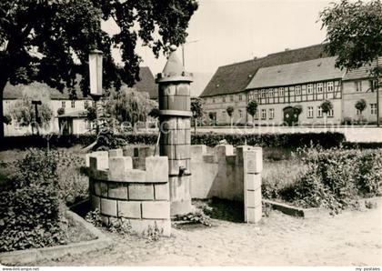 Uebigau-Wahrenbrueck Marktplatz Brunnen