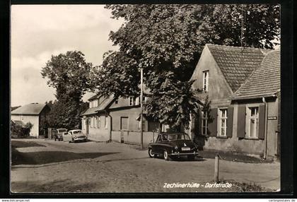 AK Zechlinerhütte, Dorfstrasse mit parkenden Autos