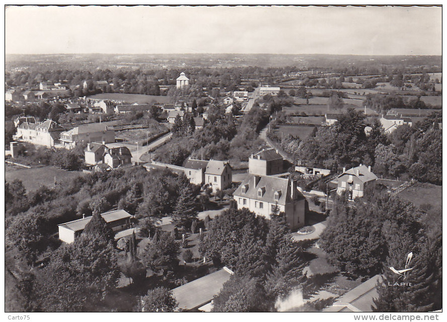 Dun le Palestel 23 - Vue aérienne Collège Enseignement Général